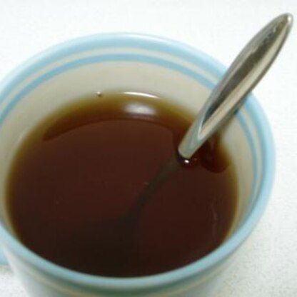ほうじ茶ラテは好きですが、はちみつとほうじ茶はどうだろう？とおもいつつ試しました。
香ばしい紅茶？ミルクなしでも甘いほうじ茶はおいしいのですね！